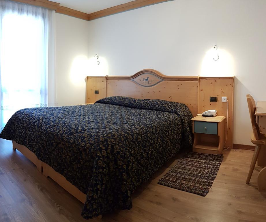 Villa Elena B&B Hotel Сан-Мартіно-ді-Кастроцца Екстер'єр фото